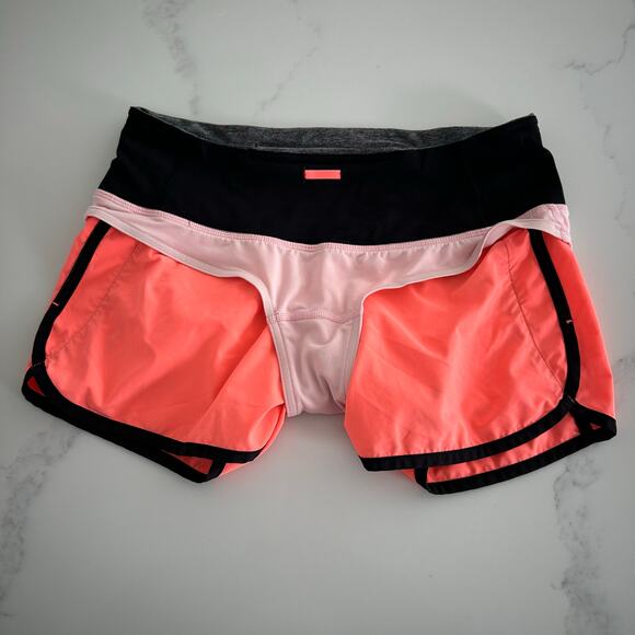 Lululemon Pink Shorts Size 4 - Picture 3 of 10
